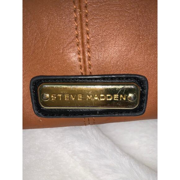 Steve Madden Chestnut Brown Shoulder Bag with Black Handles‎ - Picture 2 of 11